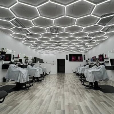 Salon met Hexagon verlichting